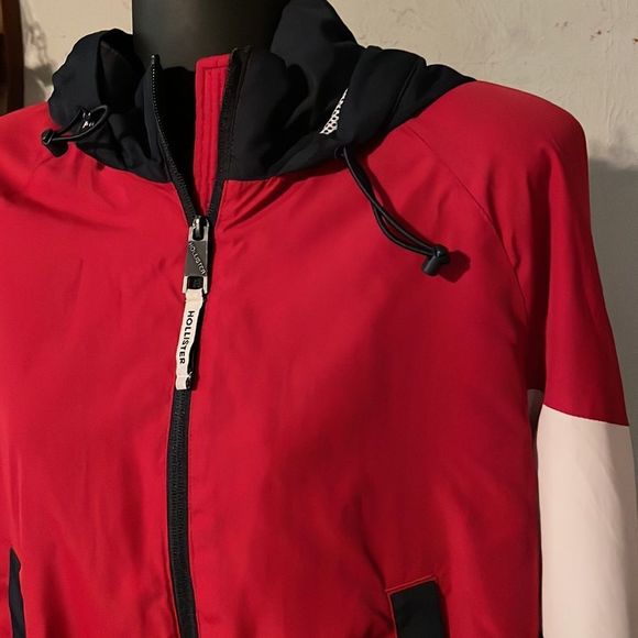 Medium Hollister red blue white long sleeve removable hood lined jacket coat - Picture 8 of 13
